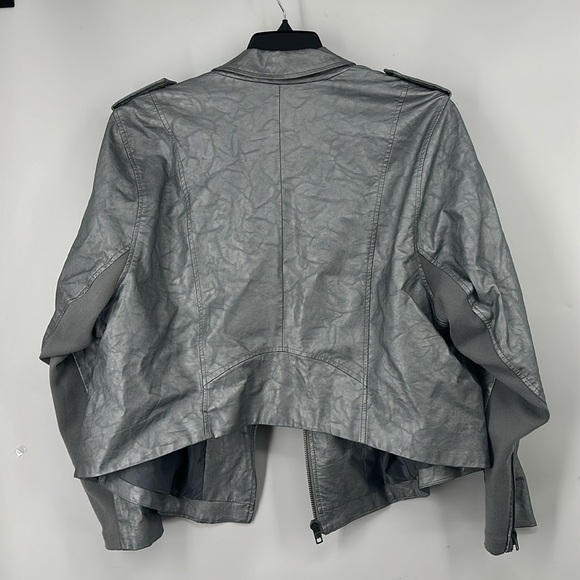 Torrid Plus Size 4 silver gray moto zip jacket - Picture 4 of 5